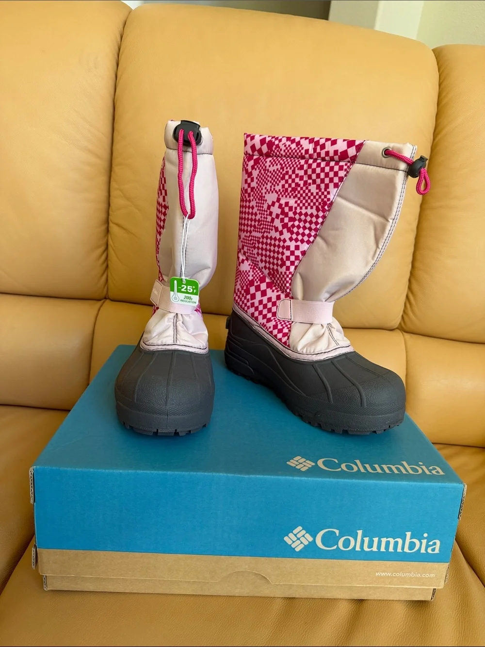 Columbia Kids (Youth’s 6) Powderbug Pink Snow Winter Boots 38.5 women’s 7.5/8